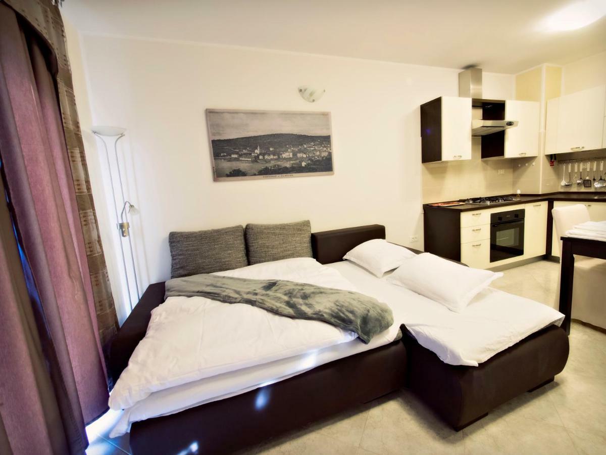 Apartmani Fortuna Zlarin Buitenkant foto