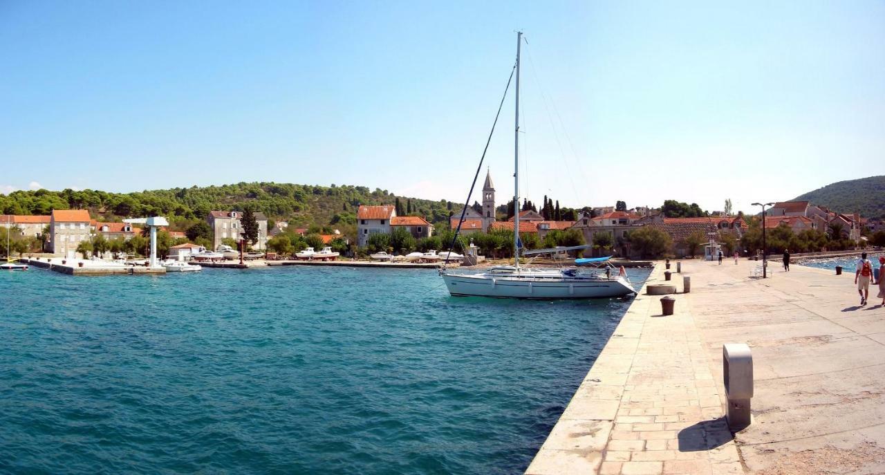 Apartmani Fortuna Zlarin Buitenkant foto