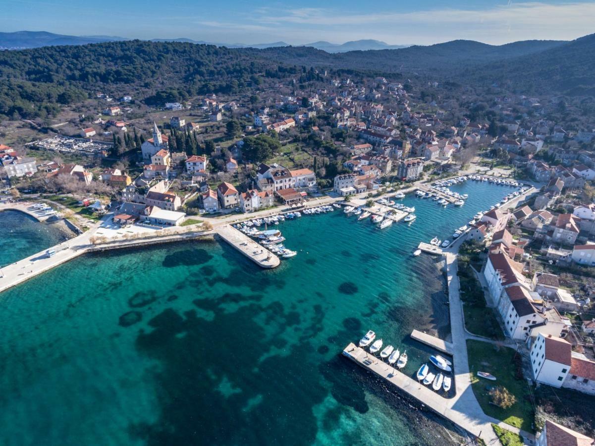 Apartmani Fortuna Zlarin Buitenkant foto
