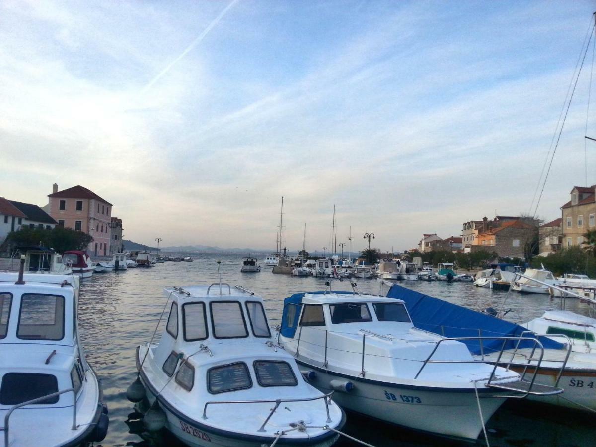 Apartmani Fortuna Zlarin Buitenkant foto